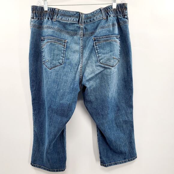 Eddie Bauer Blue Curvy Cropped Jeans Cotton Spandex Blend Women's Plus Size 20 - Picture 2 of 9